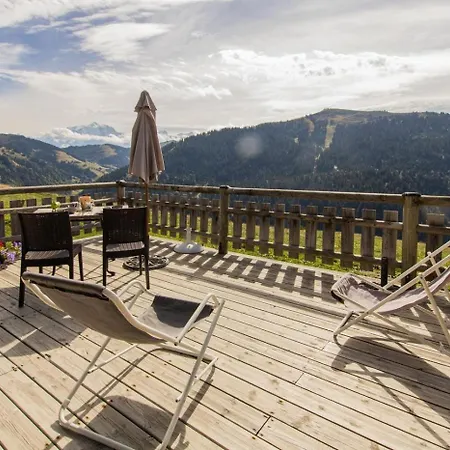 Le Megevan-dans Les Alpages Bed & Breakfast